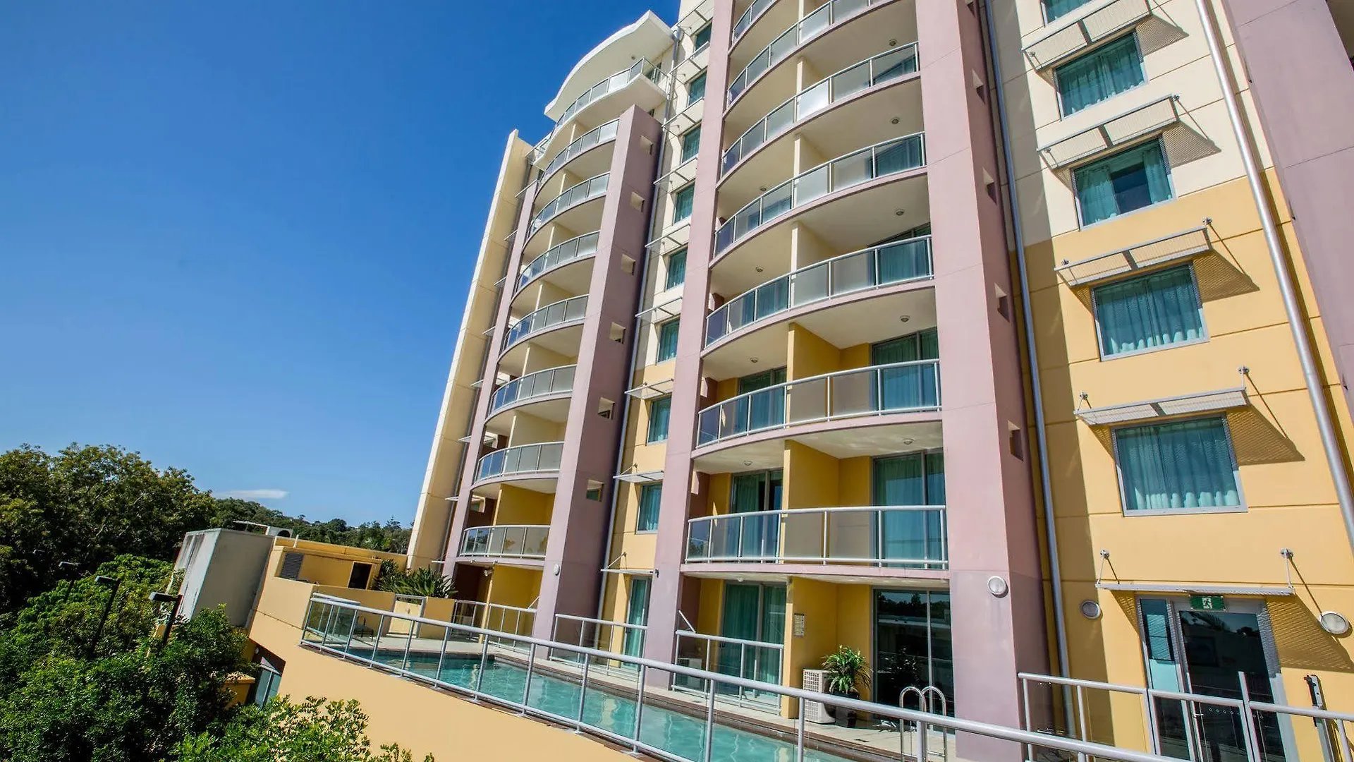****  Hotel Gloria Springwood Australia